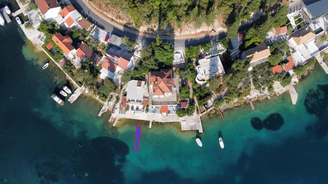 Korcula Seafront Apartments With Private Beach מראה חיצוני תמונה